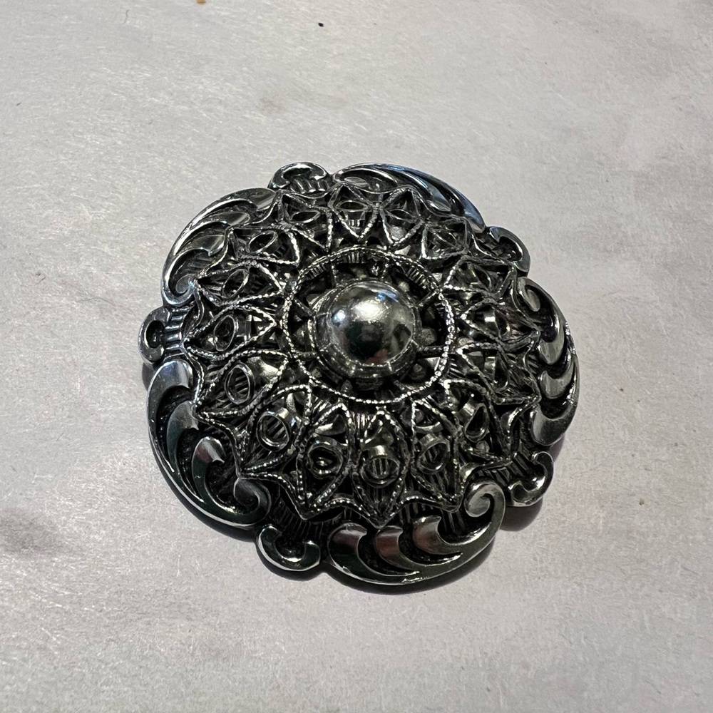 West Germany vintage scarf clip or purse charm in silver tone. In great shape!